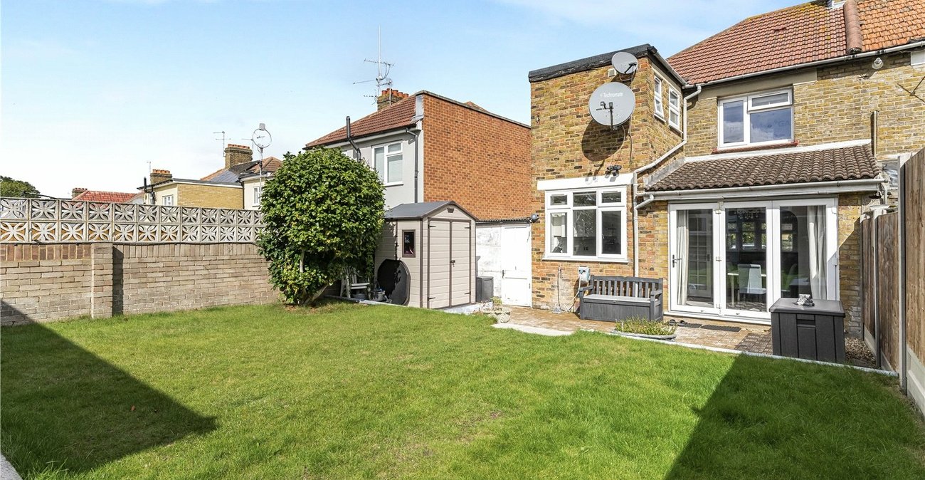 3 bedroom house for sale in Welling | Robinson Jackson