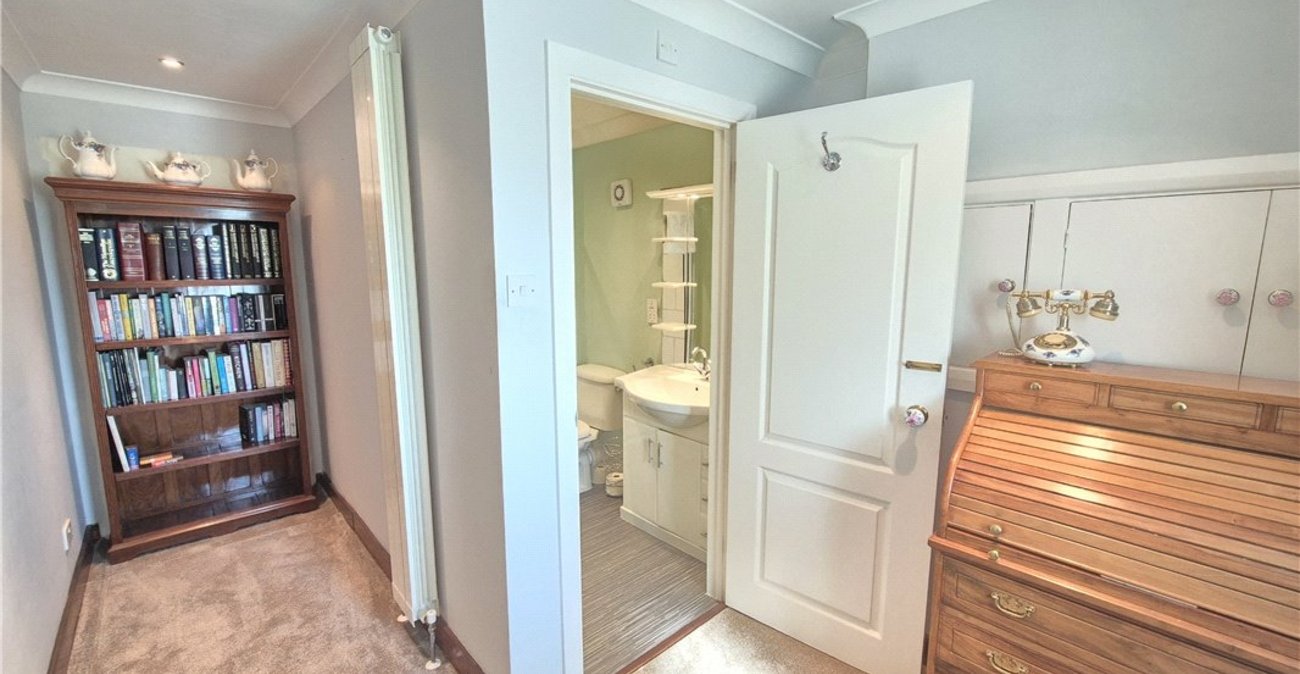 4 bedroom house for sale in St Mary Cray | Robinson Jackson