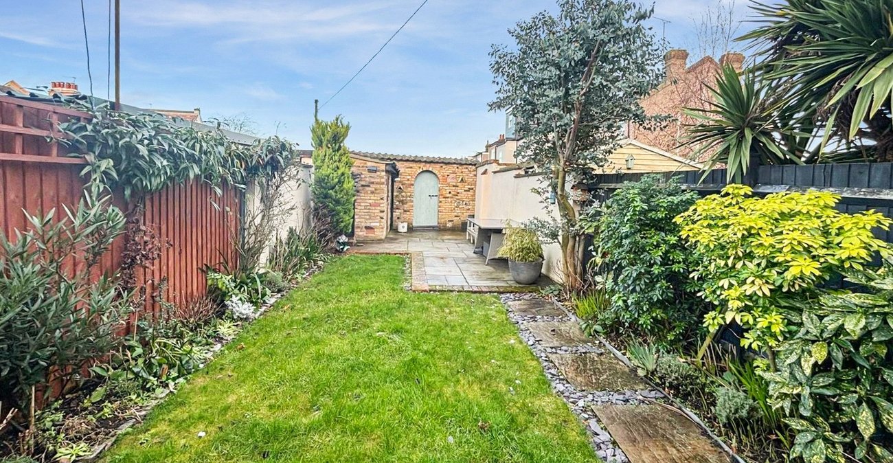 4 bedroom house for sale in Bexley | Robinson Jackson