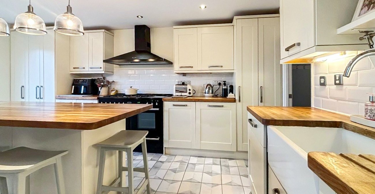 4 bedroom house for sale in Bexley | Robinson Jackson