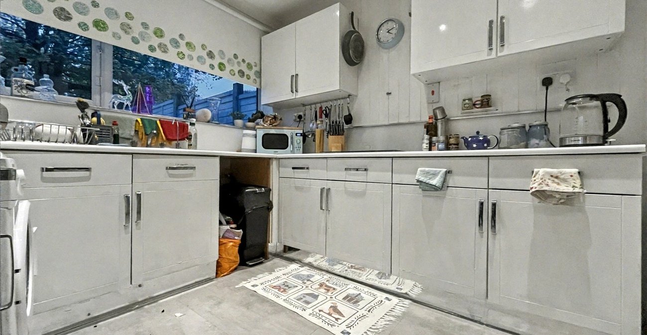 3 bedroom house for sale in Gillingham | Robinson Michael & Jackson