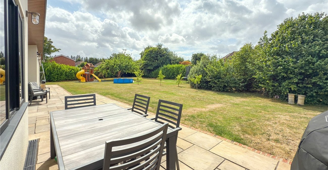 4 bedroom bungalow for sale in Crockenhill | Robinson Jackson