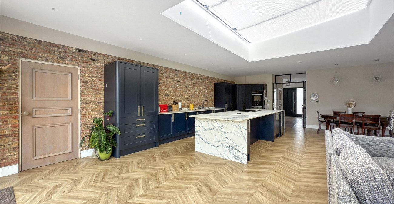 4 bedroom bungalow for sale in Crockenhill | Robinson Jackson