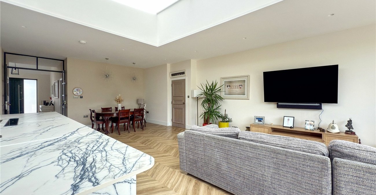 4 bedroom bungalow for sale in Crockenhill | Robinson Jackson