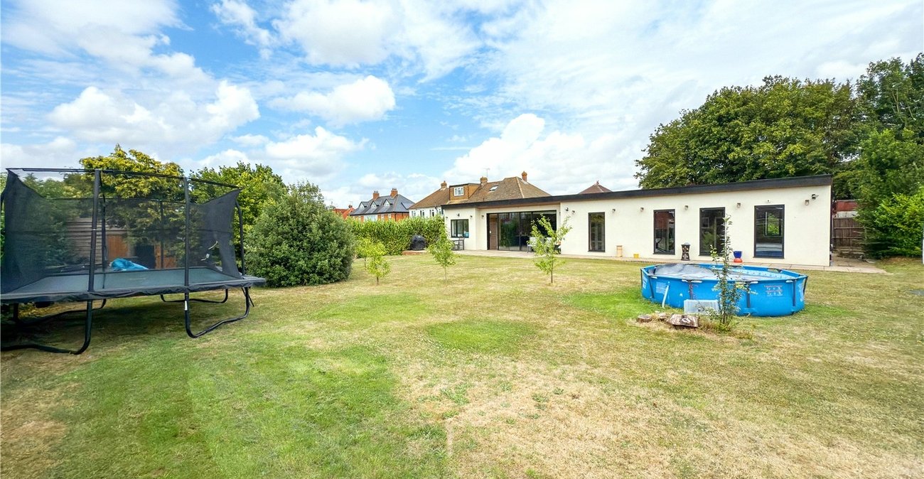 4 bedroom bungalow for sale in Crockenhill | Robinson Jackson