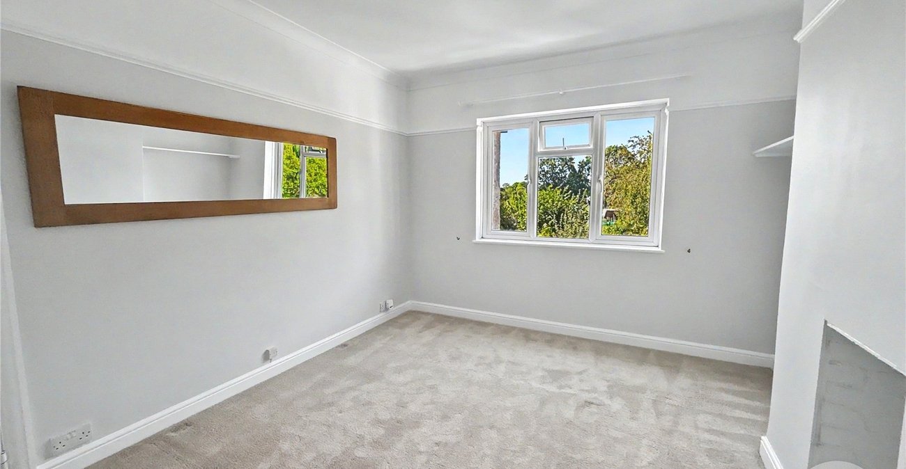 2 bedroom property for sale in Sidcup | Robinson Jackson