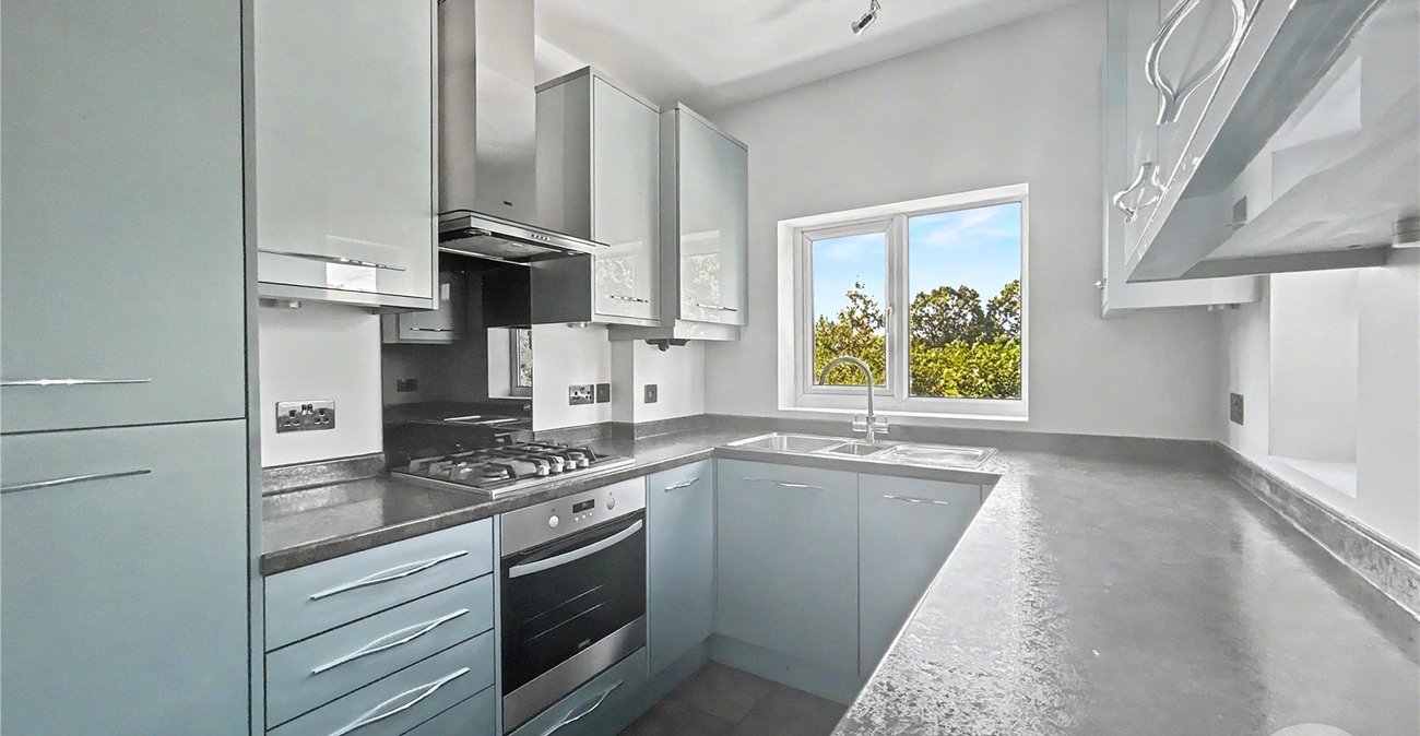 2 bedroom property for sale in Sidcup | Robinson Jackson