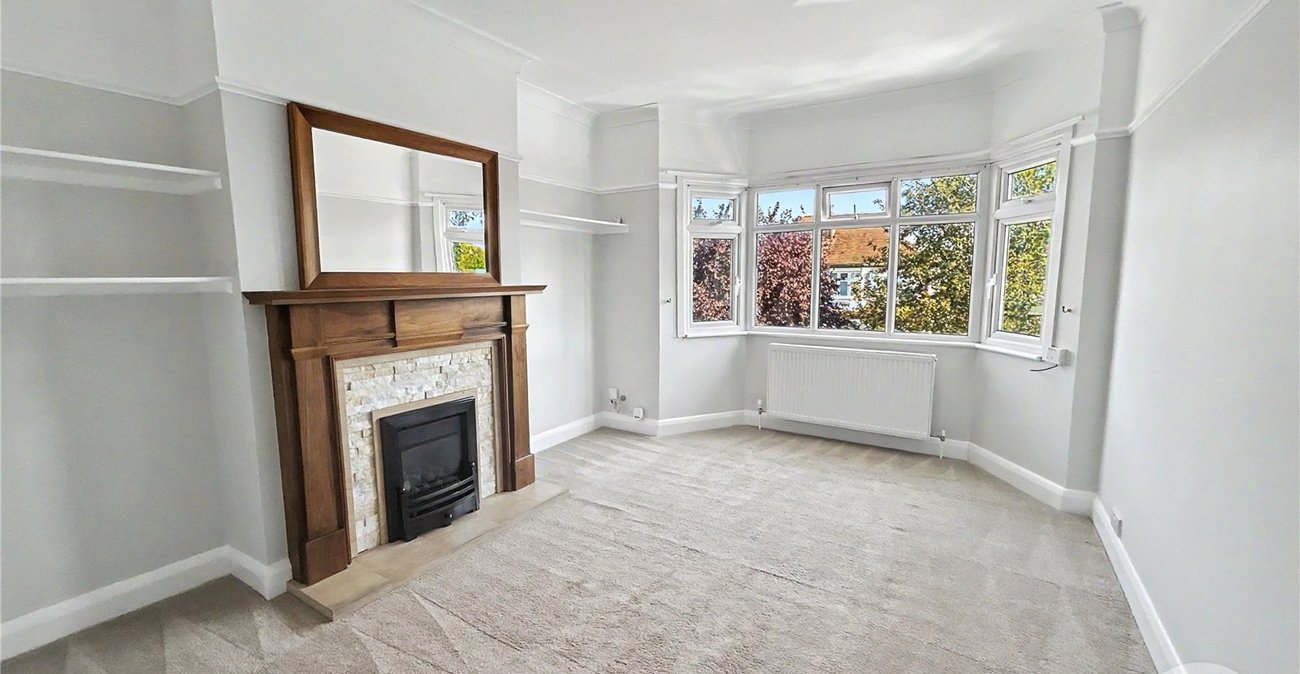 2 bedroom property for sale in Sidcup | Robinson Jackson