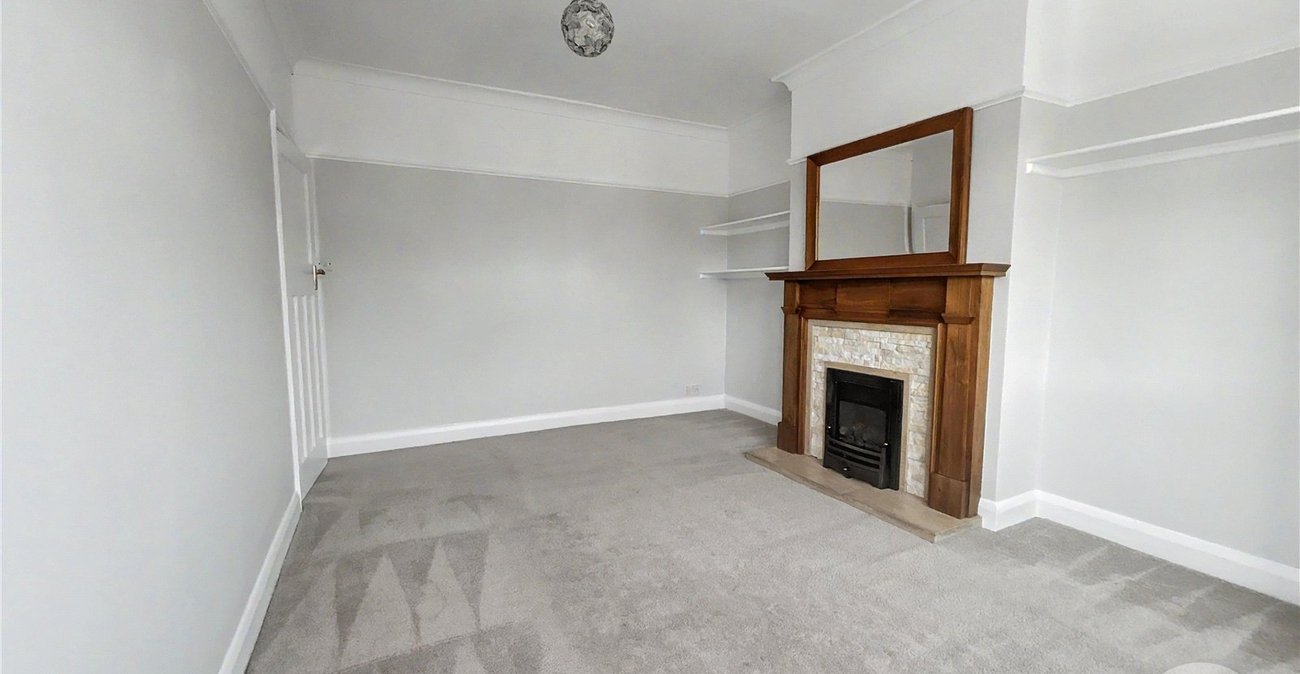 2 bedroom property for sale in Sidcup | Robinson Jackson