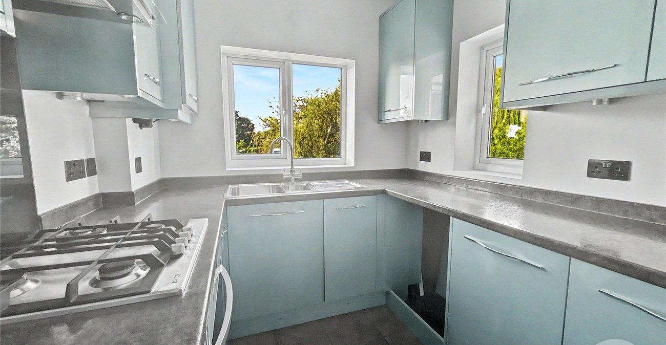 2 bedroom property for sale in Sidcup | Robinson Jackson