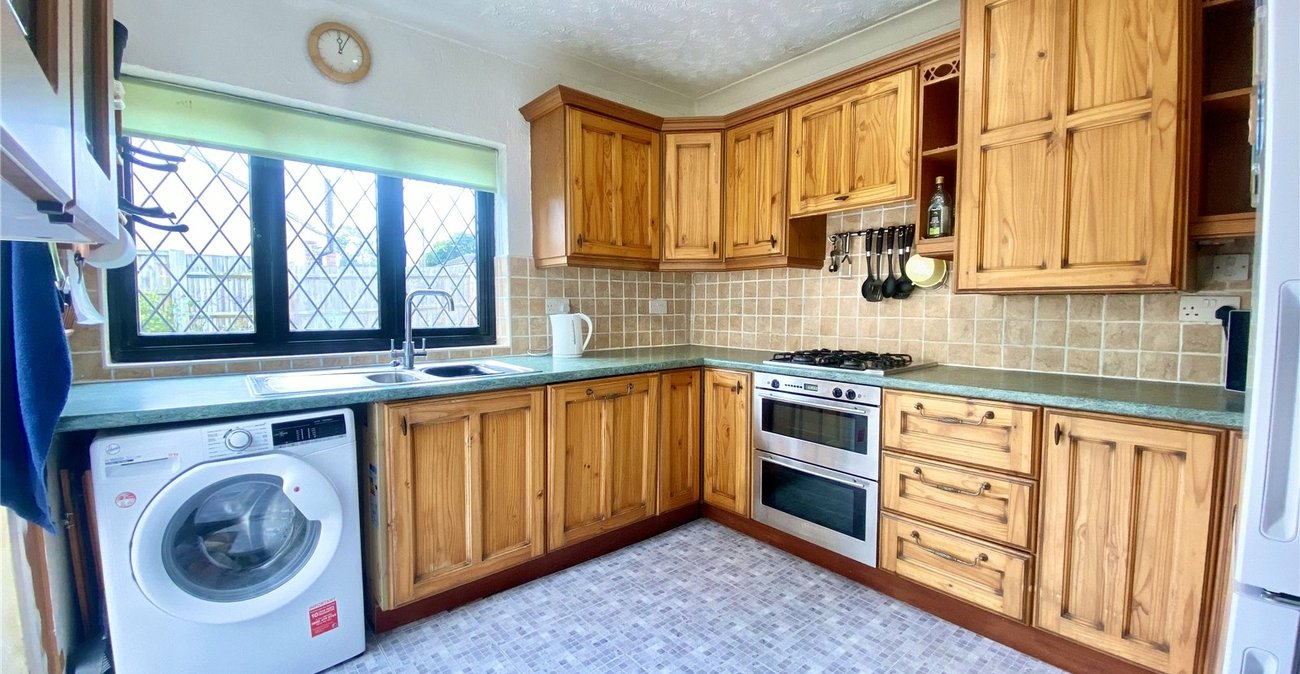 3 bedroom house for sale in Sidcup | Robinson Jackson