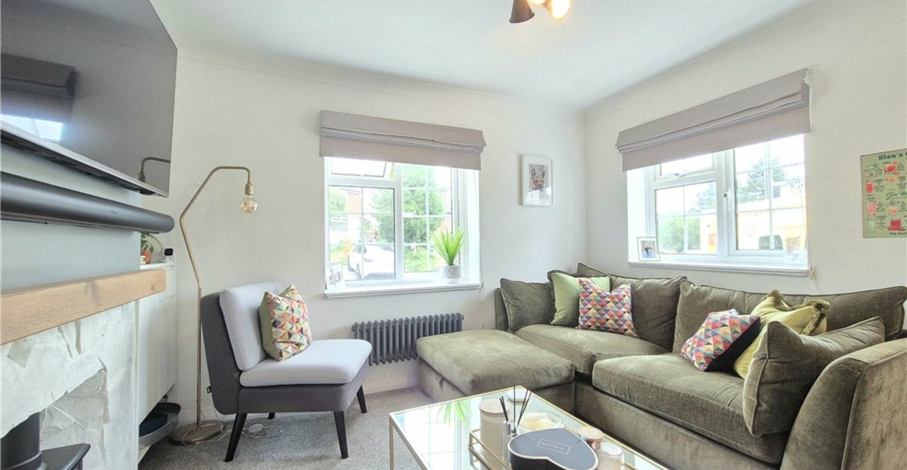 2 bedroom house for sale in Green Street Green | Robinson Jackson