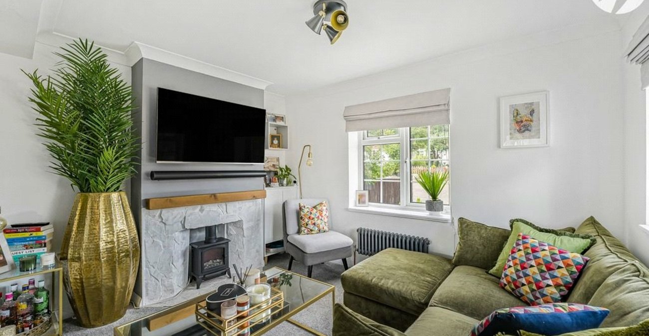 2 bedroom house for sale in Green Street Green | Robinson Jackson