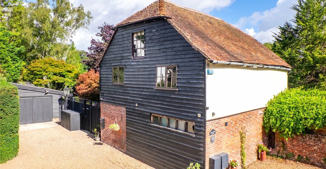 3 bedroom property for sale in Loose | Robinson Michael & Jackson