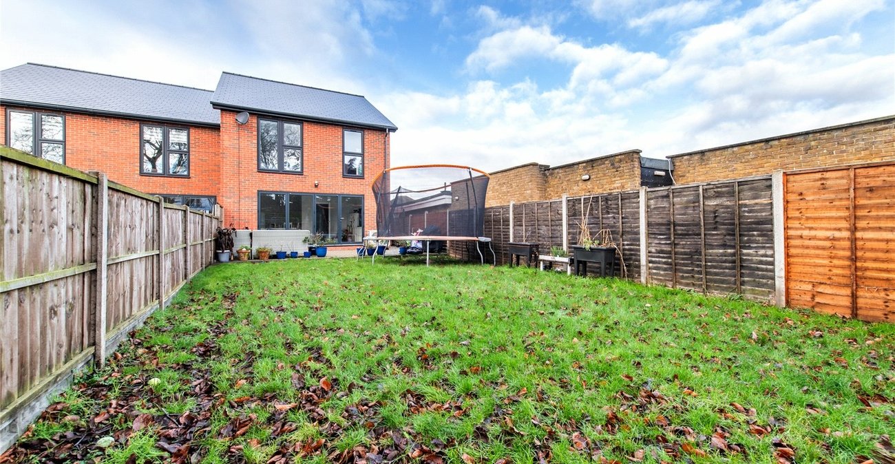 3 bedroom house for sale in Northfleet | Robinson Michael & Jackson