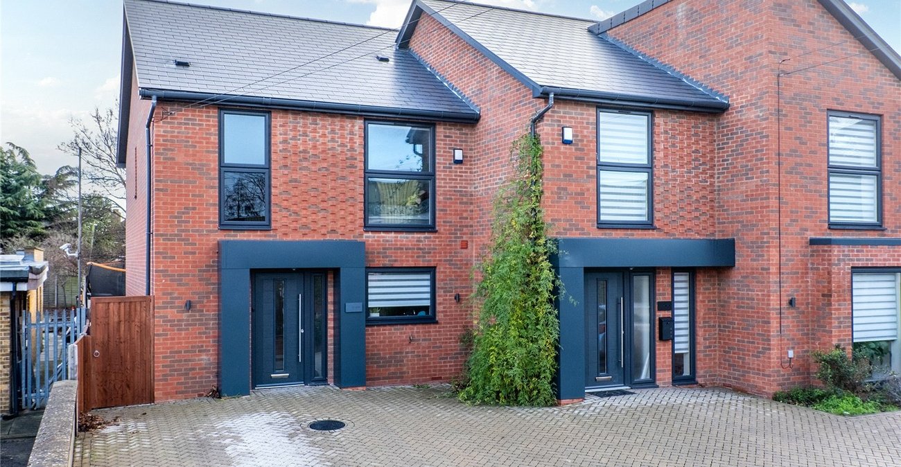 3 bedroom house for sale in Northfleet | Robinson Michael & Jackson