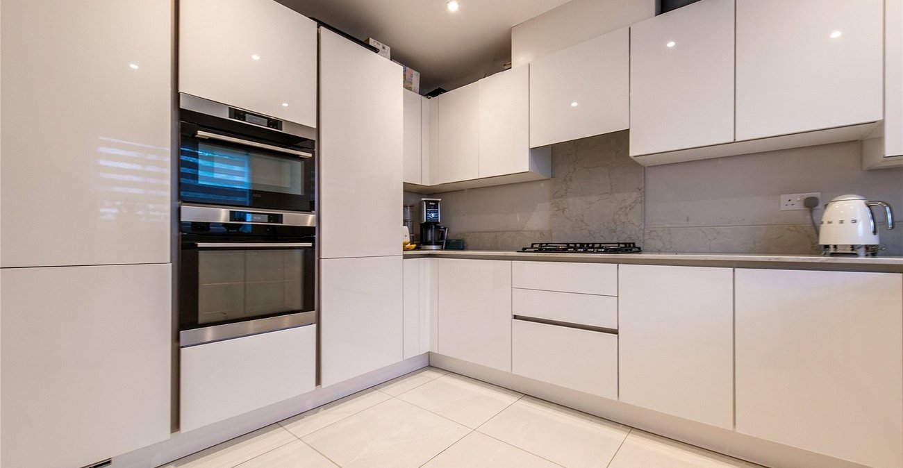 3 bedroom house for sale in Northfleet | Robinson Michael & Jackson