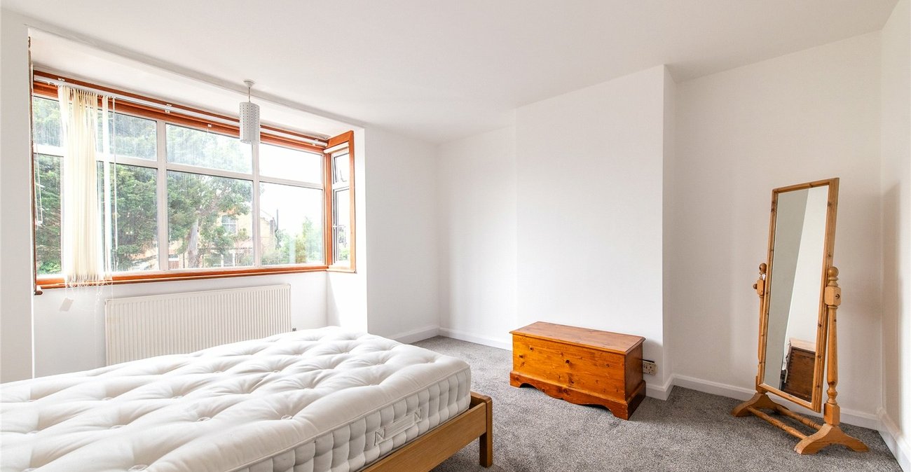 3 bedroom house for sale in Gravesend | Robinson Michael & Jackson