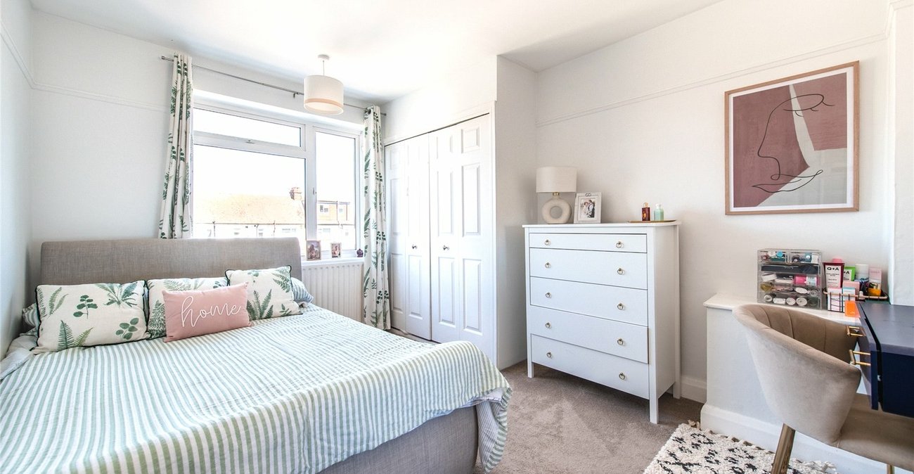 3 bedroom house for sale in Gravesend | Robinson Michael & Jackson