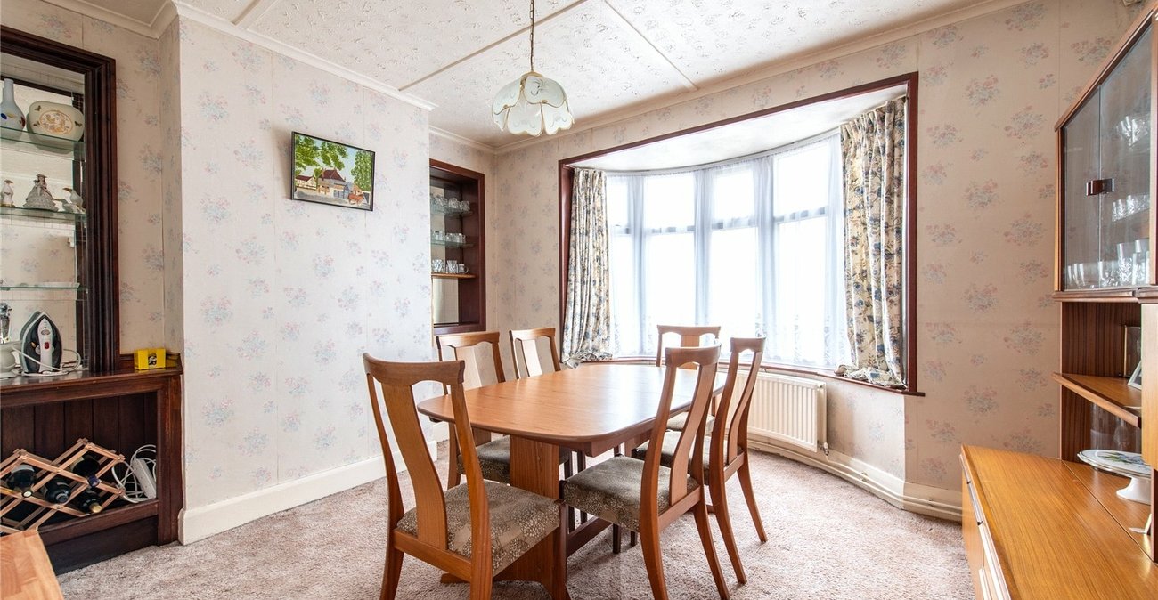 4 bedroom bungalow for sale in Gravesend | Robinson Michael & Jackson