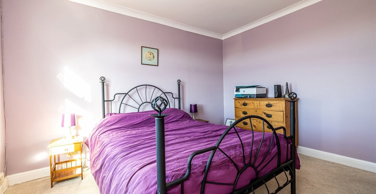 4 bedroom house for sale in Gravesend | Robinson Michael & Jackson