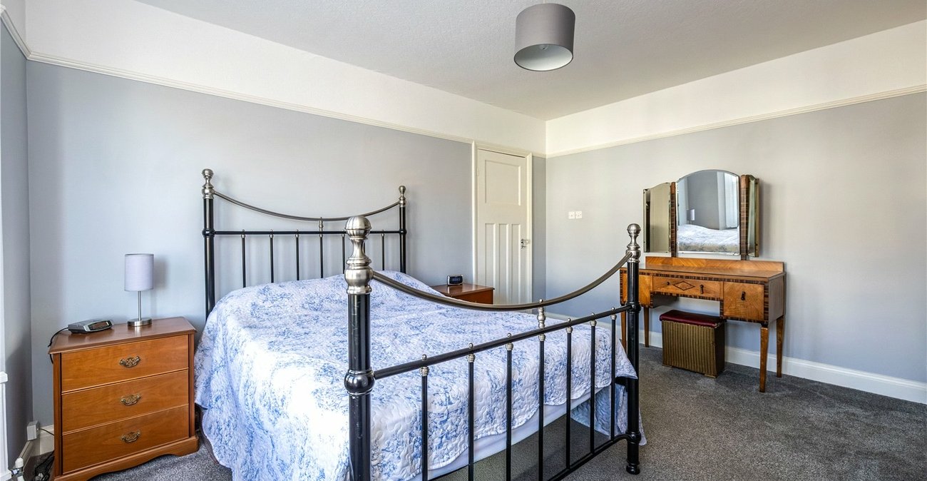 4 bedroom house for sale in Gravesend | Robinson Michael & Jackson