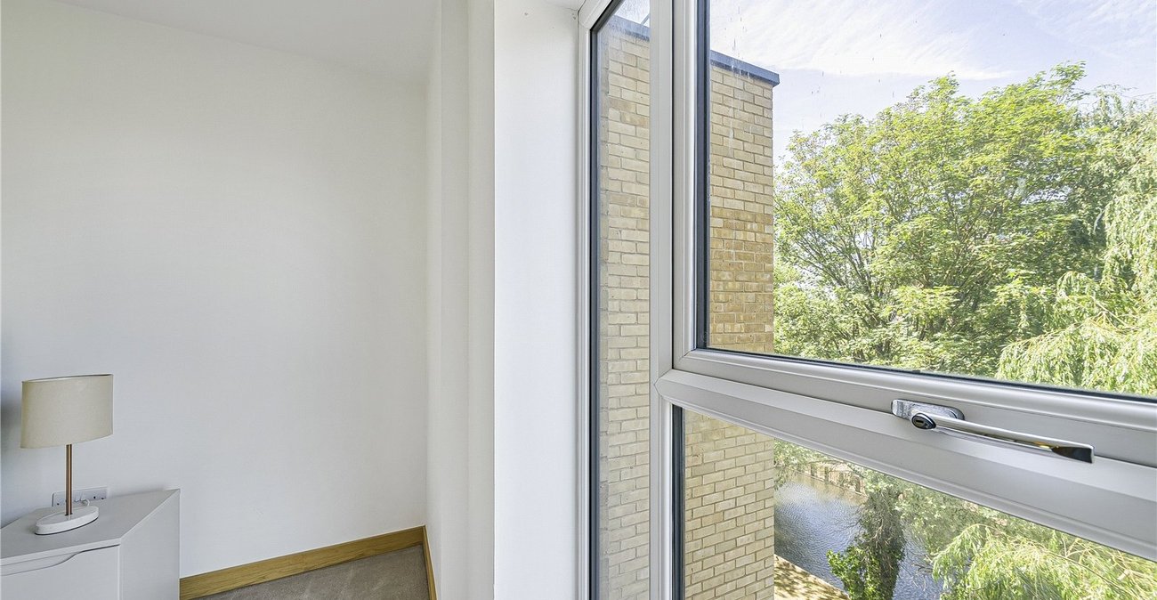 1 bedroom property for sale in Dartford | Robinson Jackson
