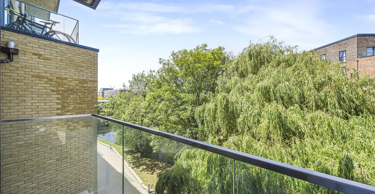 1 bedroom property for sale in Dartford | Robinson Jackson