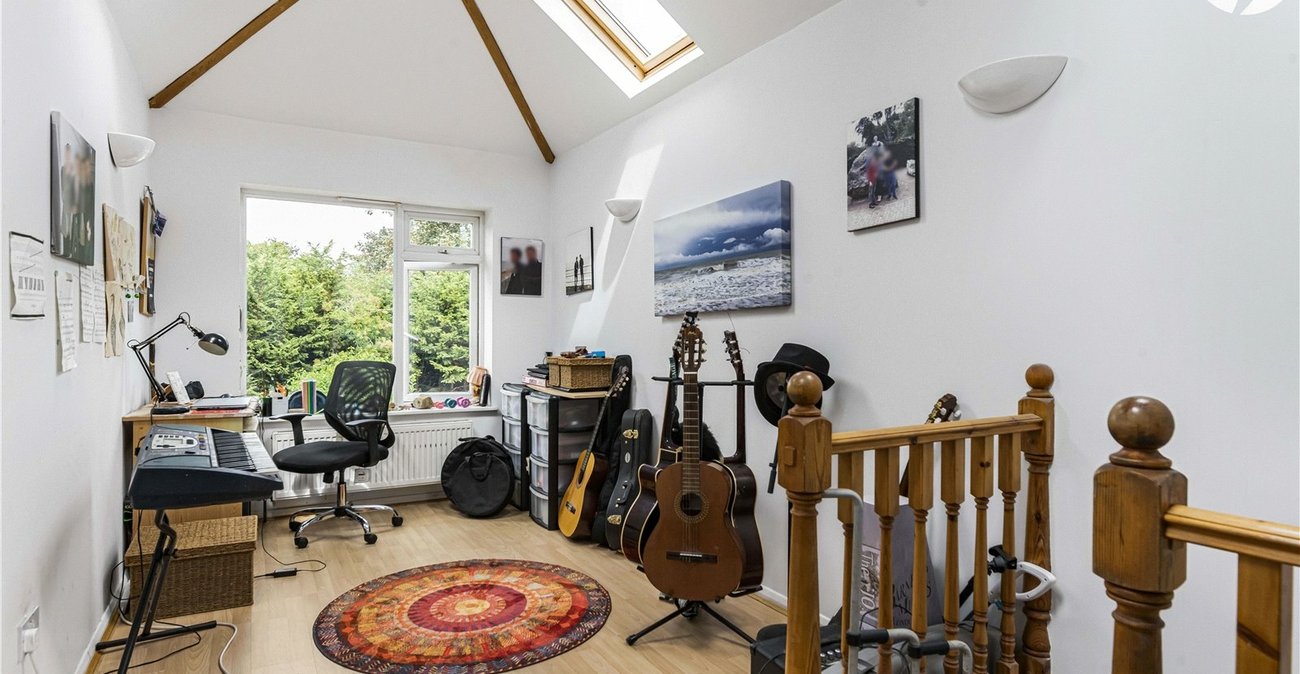 4 bedroom house for sale in Farningham | Robinson Jackson