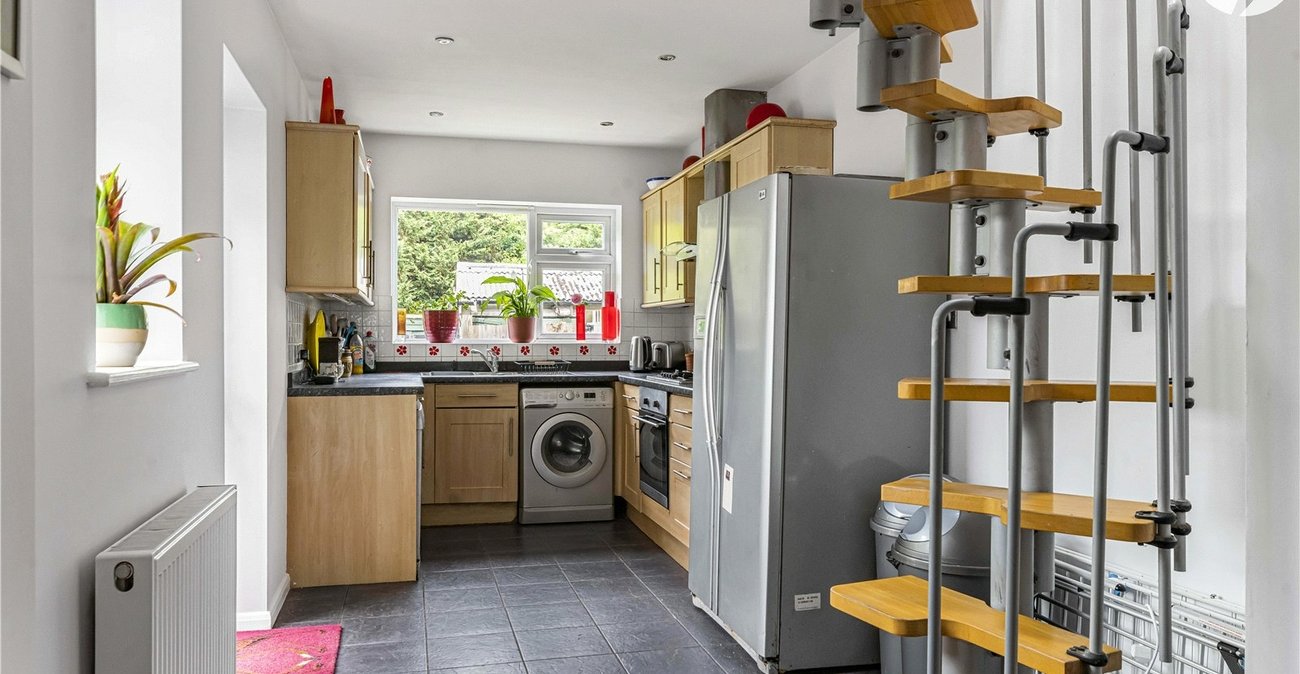 4 bedroom house for sale in Farningham | Robinson Jackson