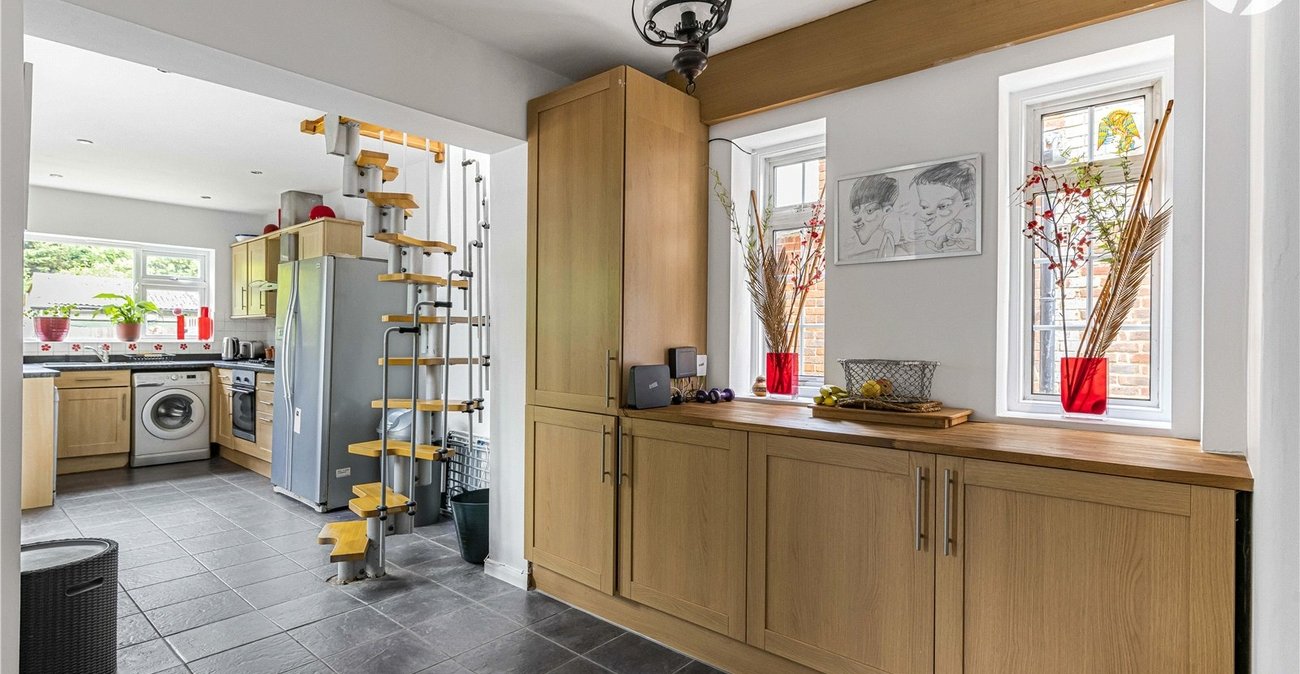 4 bedroom house for sale in Farningham | Robinson Jackson