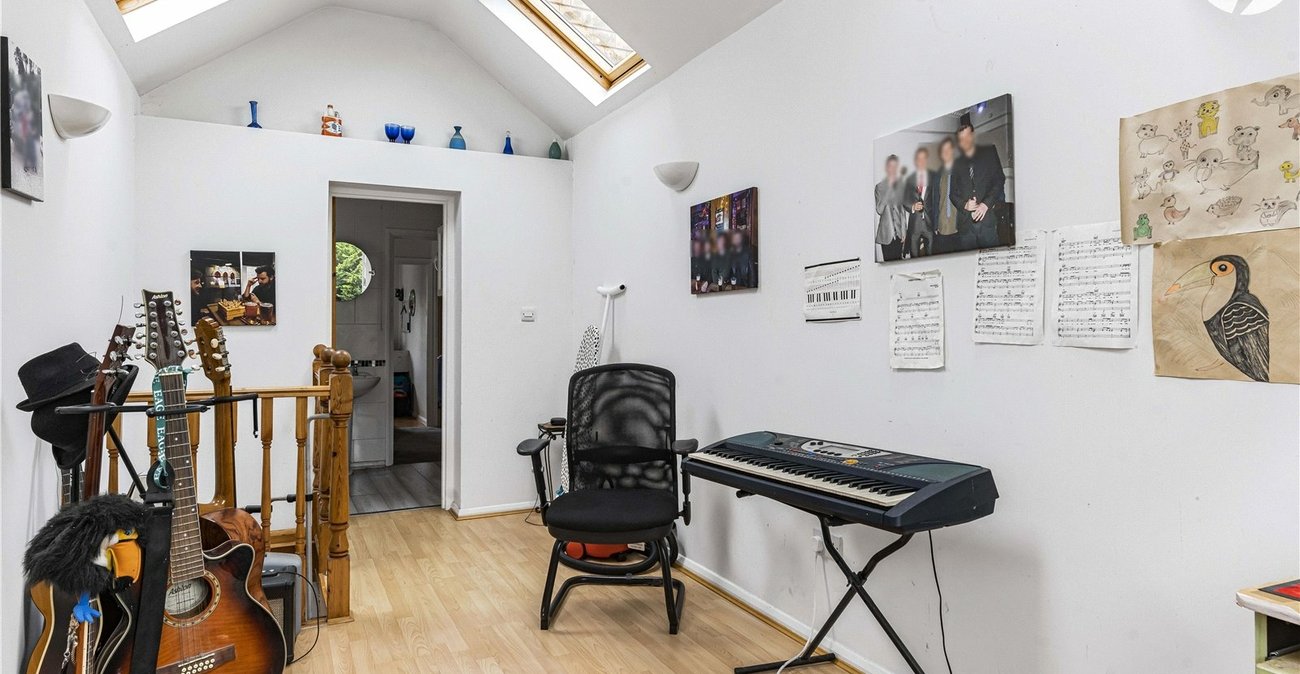 4 bedroom house for sale in Farningham | Robinson Jackson