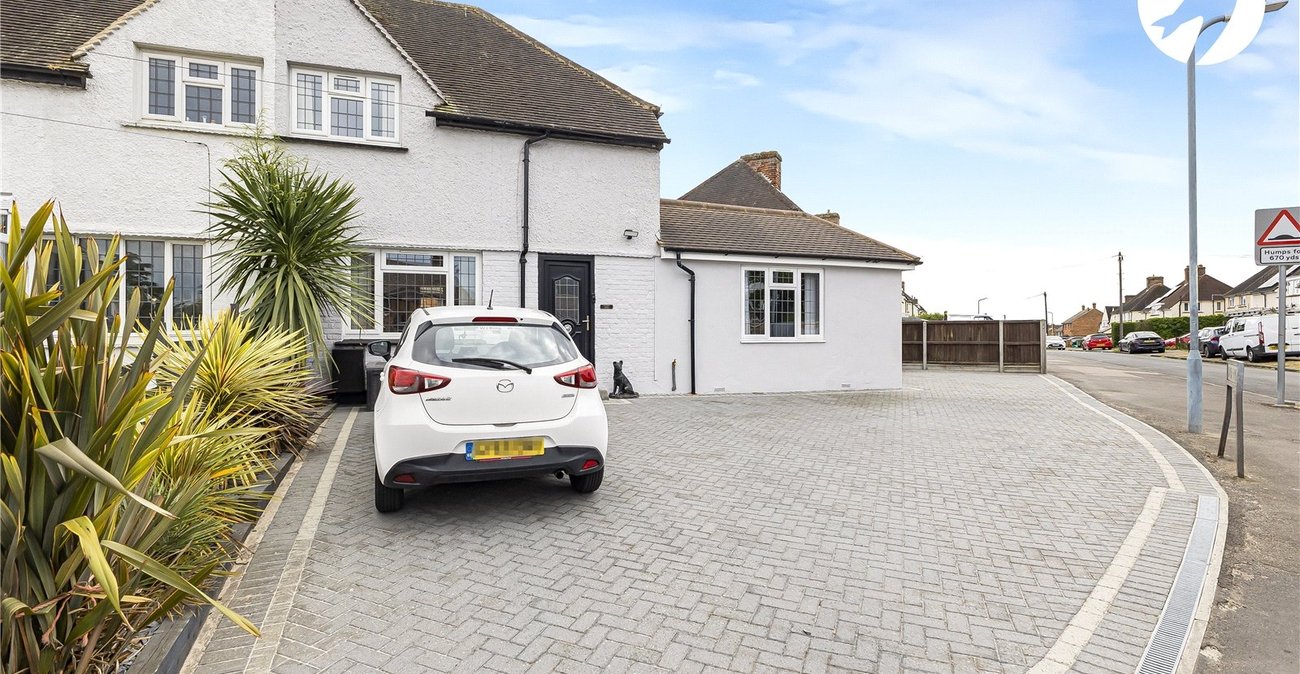 3 bedroom house for sale in Swanley | Robinson Jackson