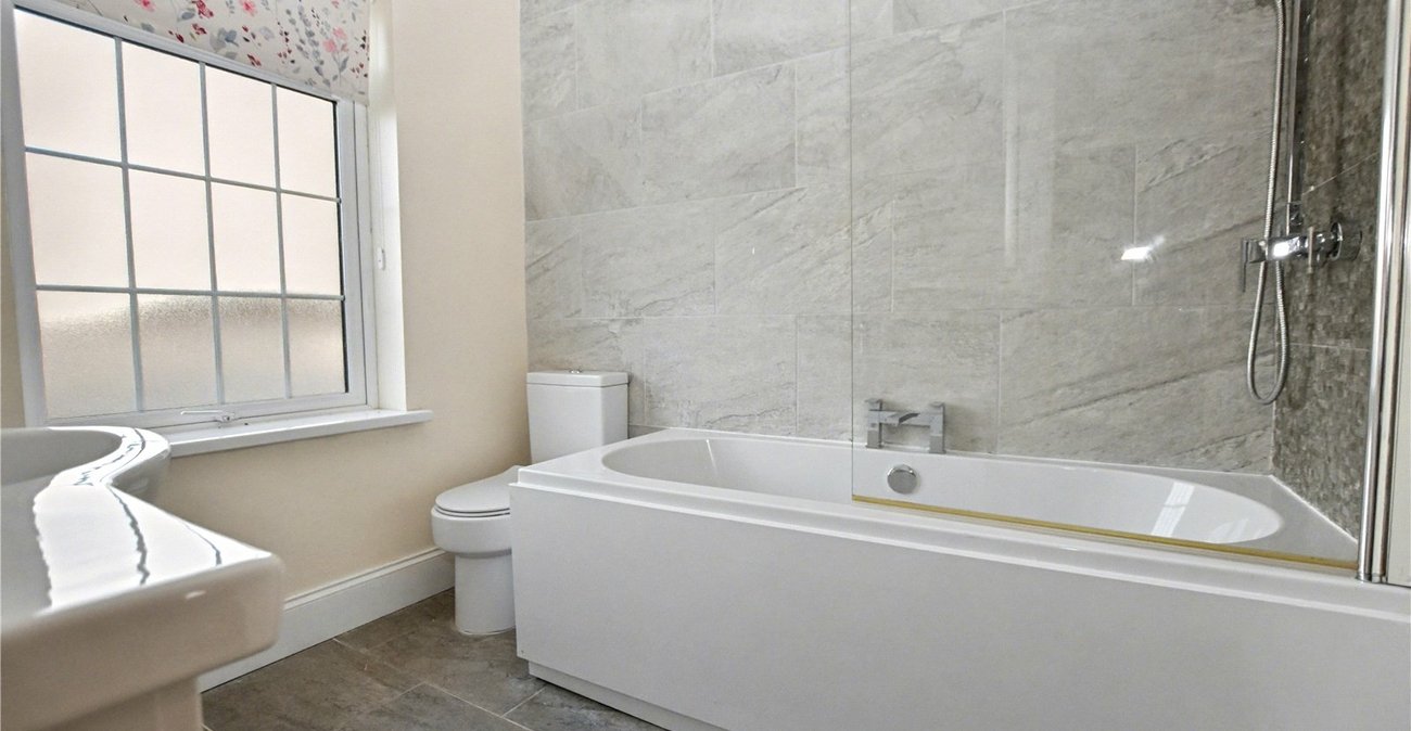 5 bedroom house for sale in Bexleyheath | Robinson Jackson