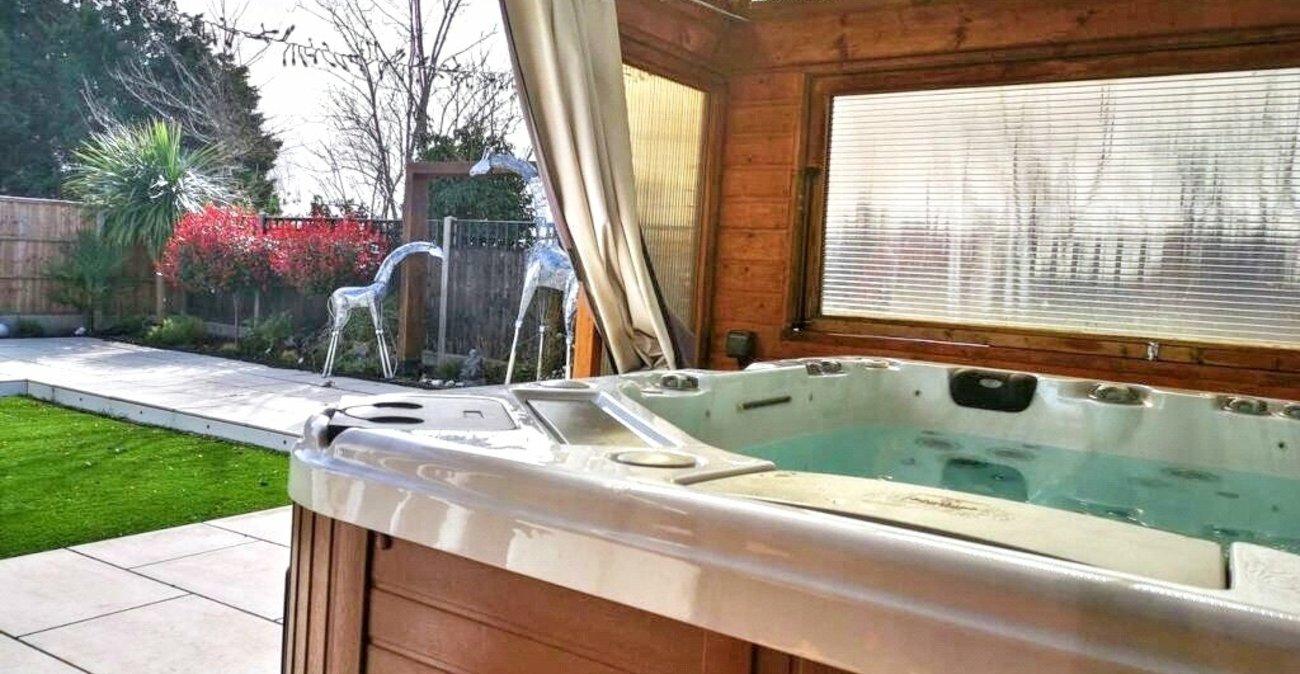 5 bedroom house for sale in Bexleyheath | Robinson Jackson