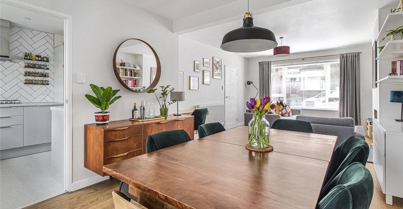 3 bedroom house for sale in Plumstead Common | Robinson Jackson