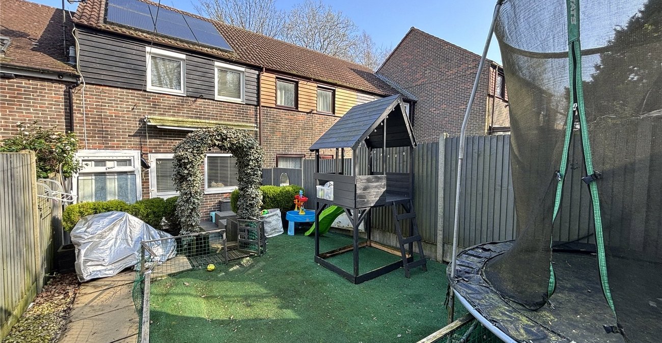 2 bedroom house for sale in Walderslade Woods | Robinson Michael & Jackson