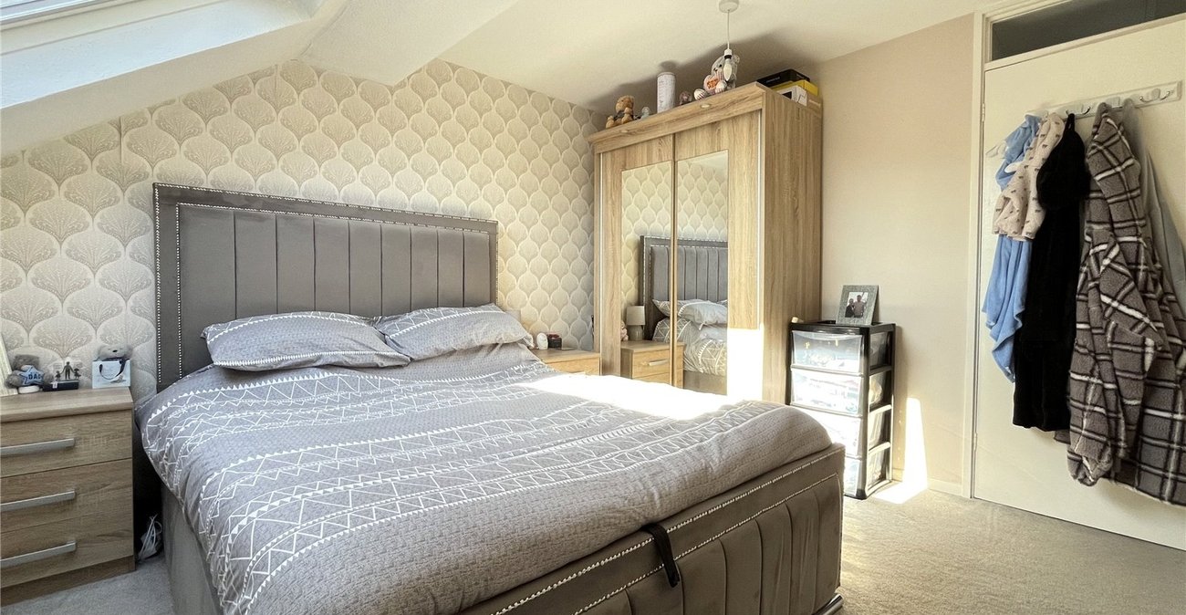 2 bedroom house for sale in Walderslade Woods | Robinson Michael & Jackson