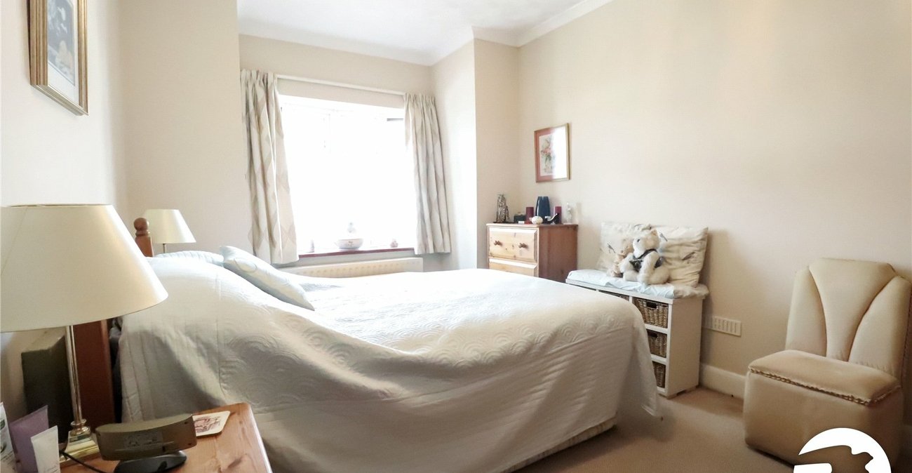 2 bedroom bungalow for sale in Belvedere | Robinson Jackson