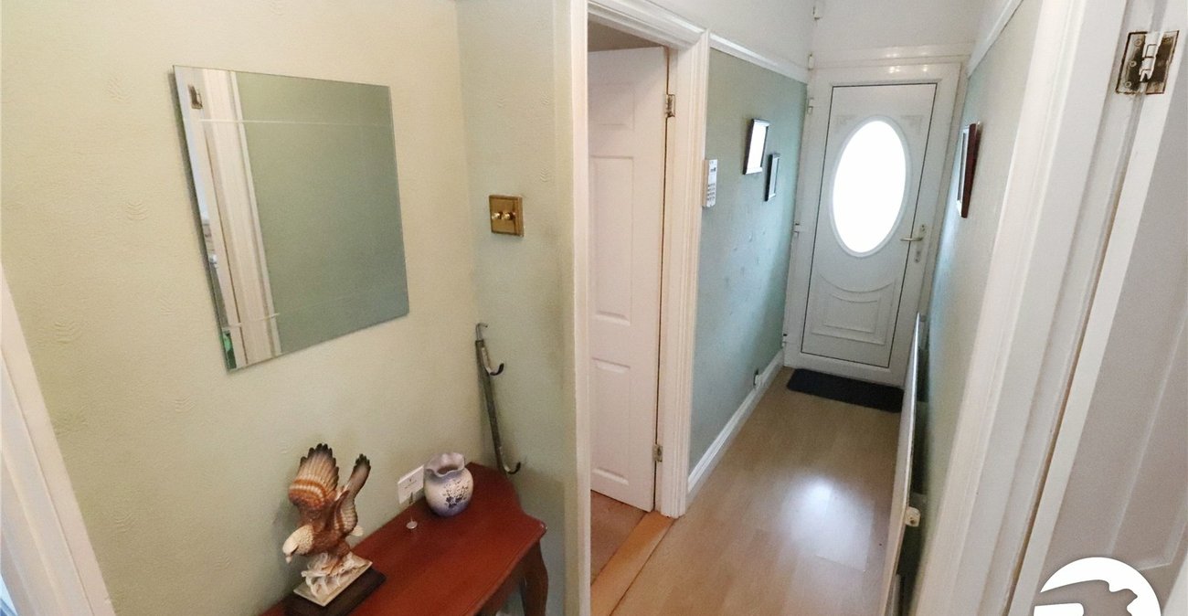 2 bedroom bungalow for sale in Belvedere | Robinson Jackson