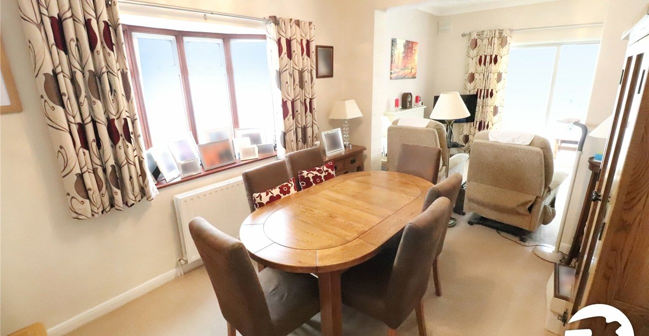 2 bedroom bungalow for sale in Belvedere | Robinson Jackson