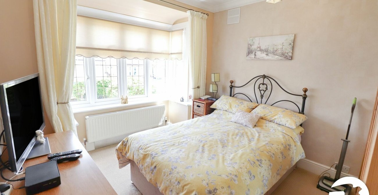 2 bedroom bungalow for sale in Upper Belvedere | Robinson Jackson