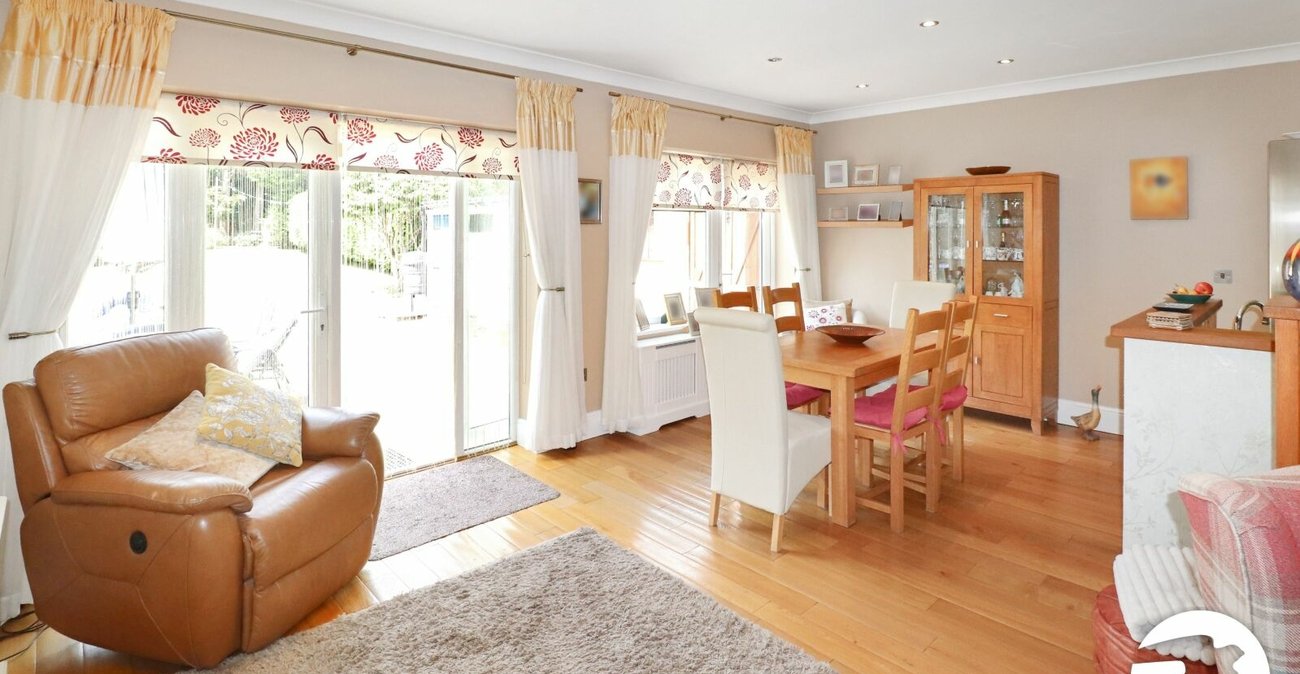 2 bedroom bungalow for sale in Upper Belvedere | Robinson Jackson