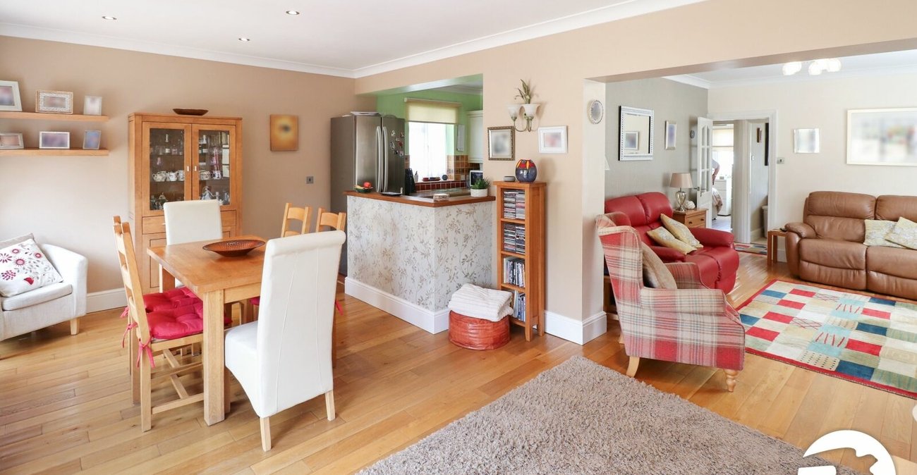 2 bedroom bungalow for sale in Upper Belvedere | Robinson Jackson