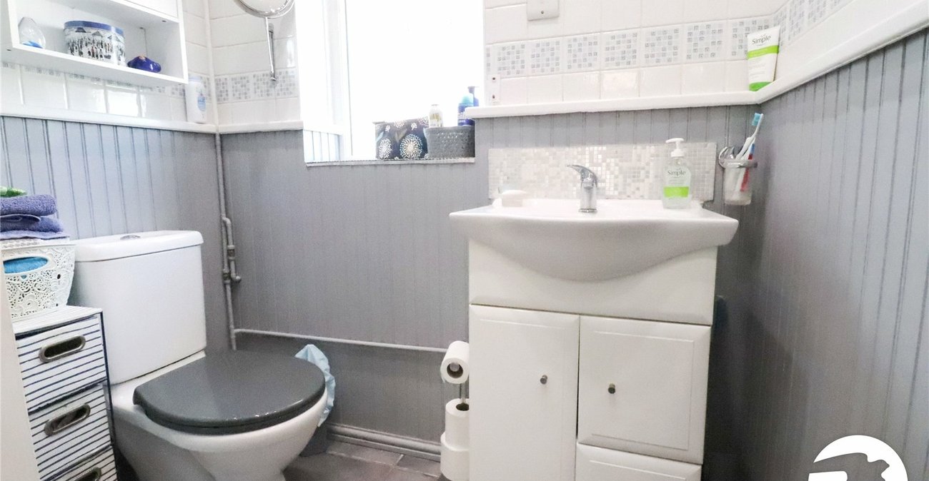 2 bedroom bungalow for sale in Upper Belvedere | Robinson Jackson