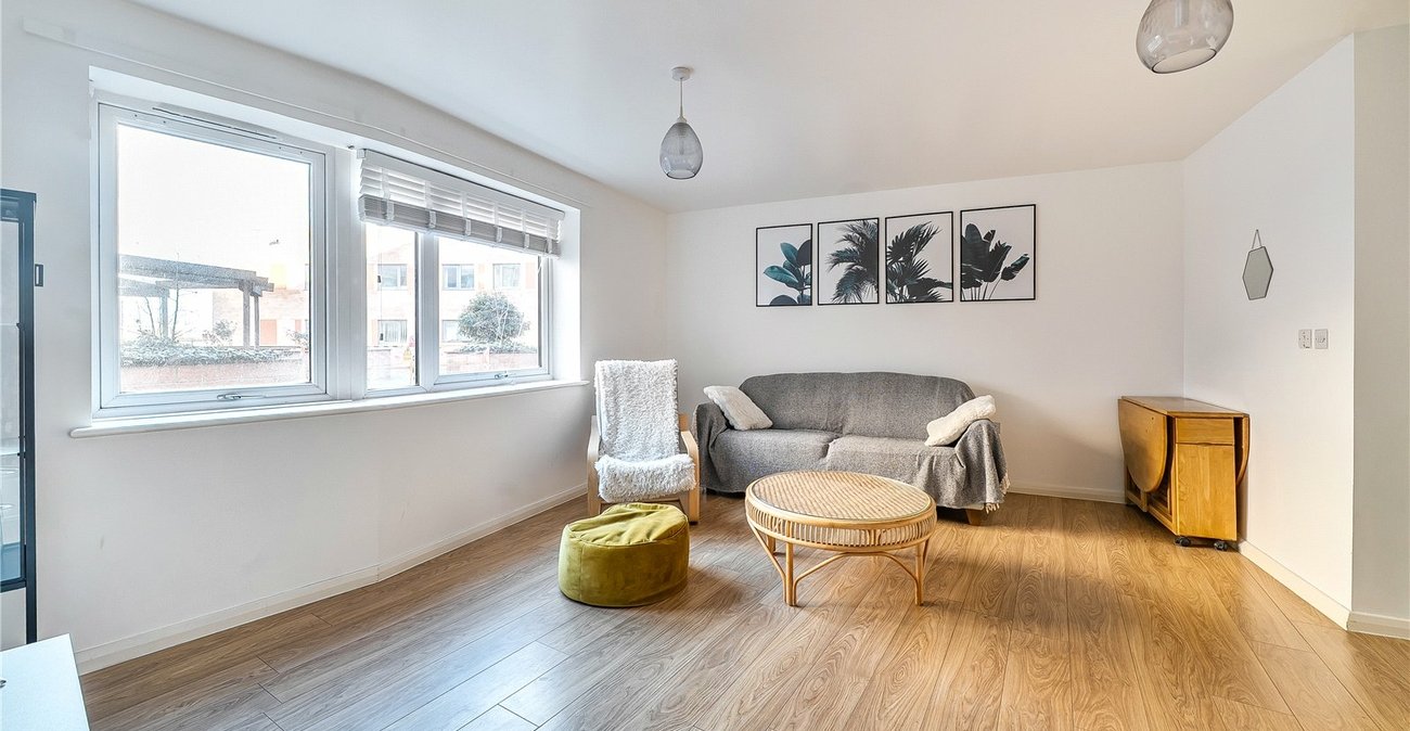 1 bedroom property for sale in 35 Bell Green | Robinson Jackson