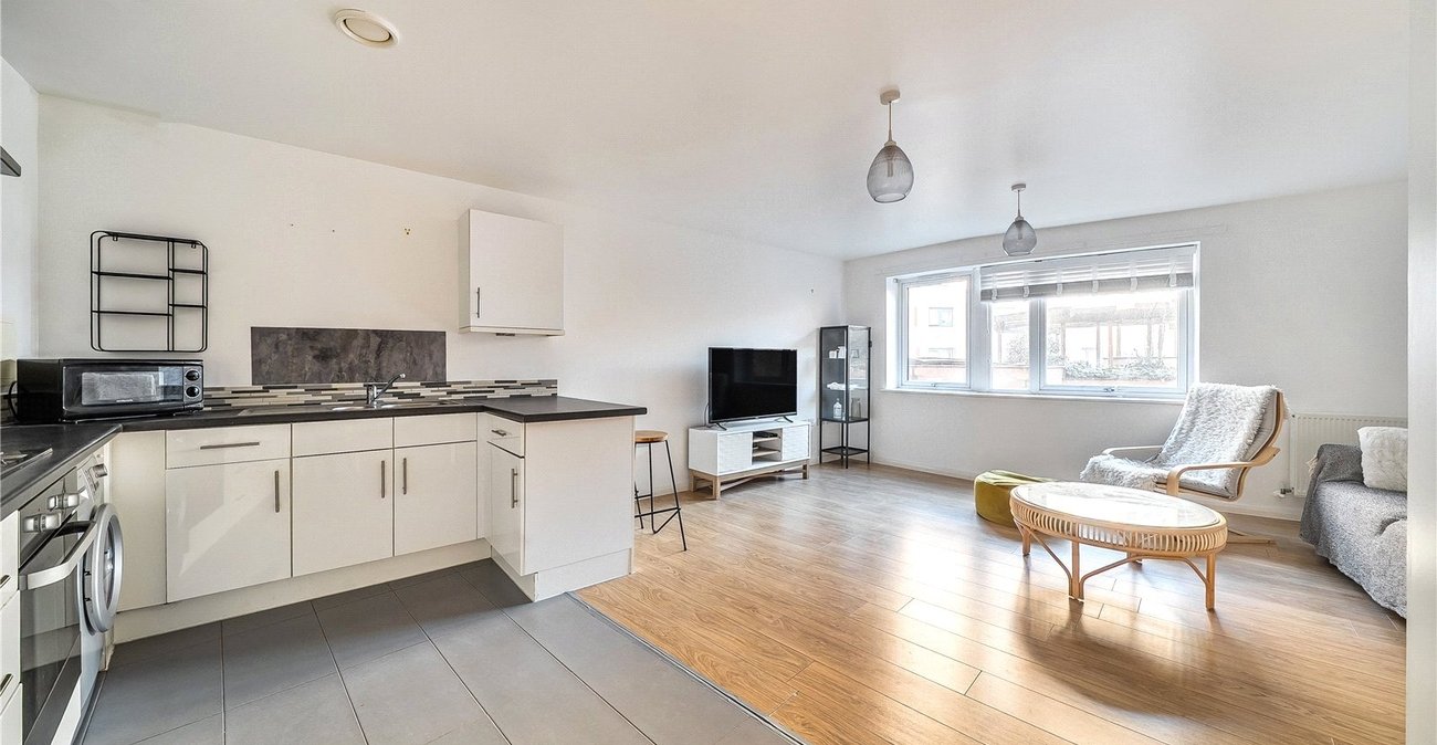 1 bedroom property for sale in 35 Bell Green | Robinson Jackson