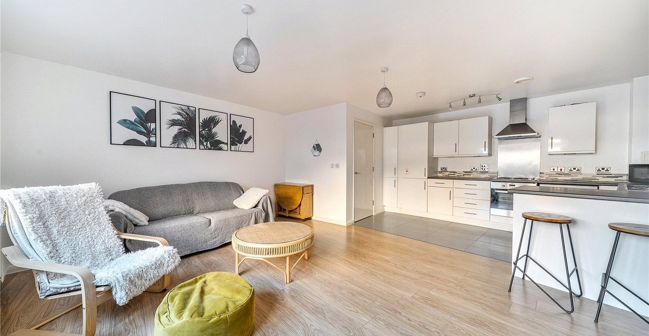 1 bedroom property for sale in 35 Bell Green | Robinson Jackson