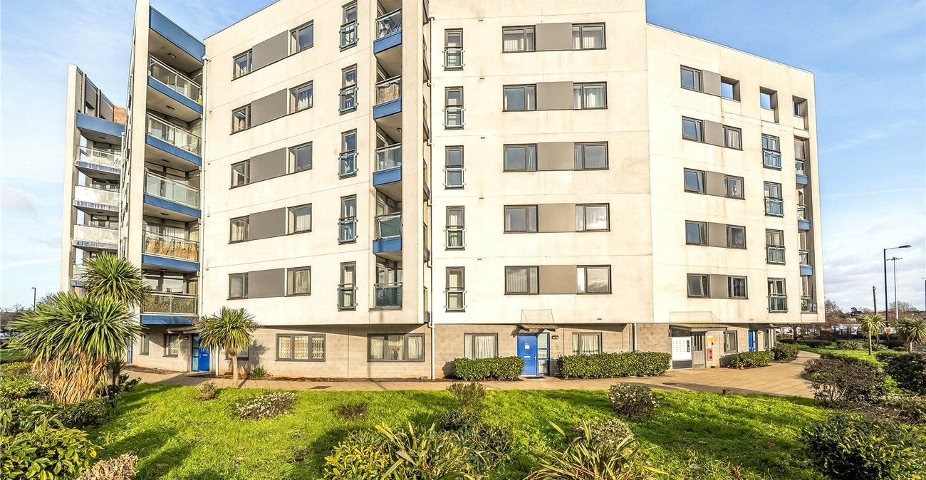 1 bedroom property for sale in 35 Bell Green | Robinson Jackson