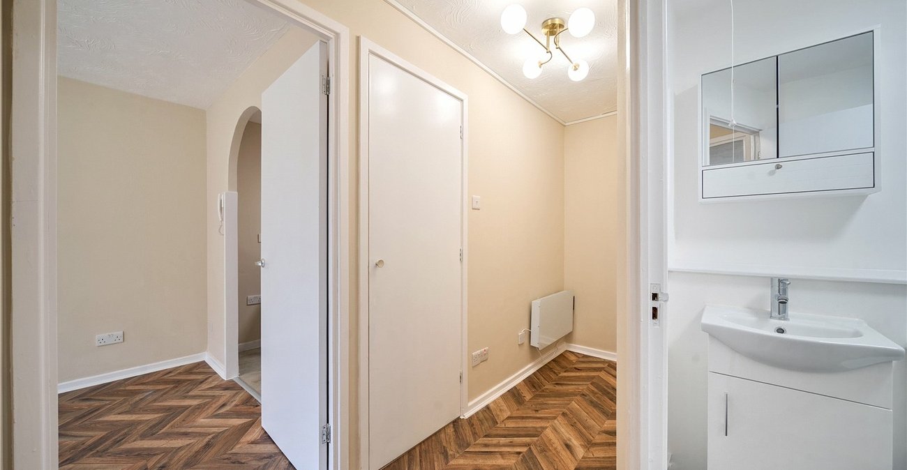 1 bedroom property for sale in Penge | Robinson Jackson